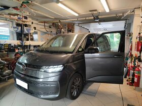 Profesionální rozšíření WEBASTA na voze VW T7 - 8