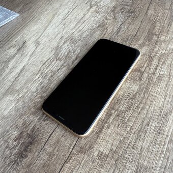 iPhone XR 64GB, žlutý (12 měsíců záruka) - 8