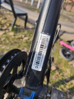 ROCKRIDER Dětské horské kolo 20" ST500 6–9 let
- 8