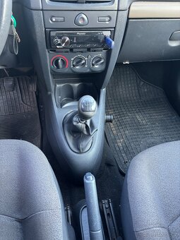 Renault Clio II Van 1.2 - 8