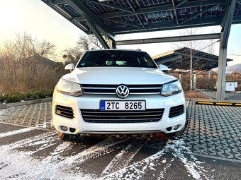 Touareg 3.0 V6 180 kW Exclusive nezávislé topení, vzduch - 8