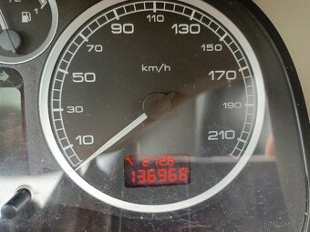 PEUGEOT 307 prodám - 8