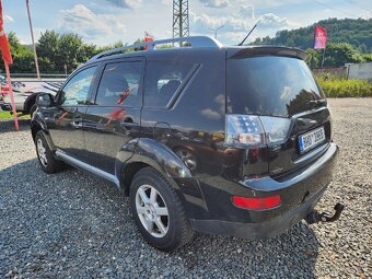 Mitsubishi Outlander 2.4 i 125 kW 4x4 - 8