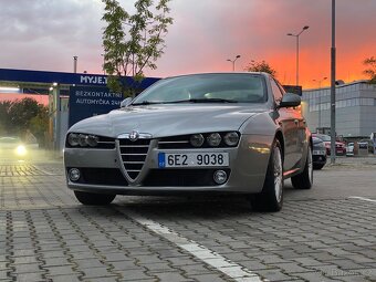 Alfa Romeo 159 - 8