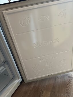 Lednička s mrazničkou Samsung - 8