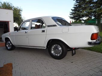 Volha gaz 3102 - 8