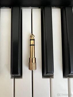 Klávesy Yamaha PSR-E373 - 8