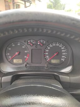 Volkswagen Golf 4 1.6 123.000 Km - 8