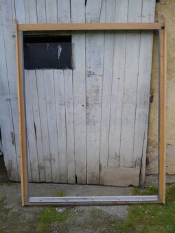2 kusy - Dřevěné balkonové dveře 173 x 216 cm- okno - 8