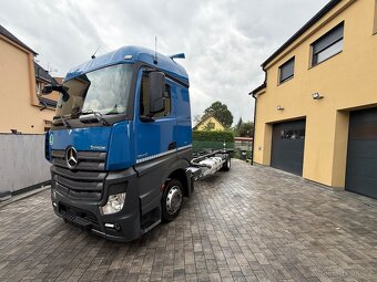 MB ACTROS 1840 NOSIČ VÝMĚNÝCH NASTAVEB RETARDER ČR SERVISKA - 8