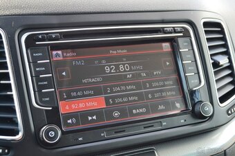 Volkswagen Sharan 2.0 TDI 4motion XEN TAŽNÉ - 8
