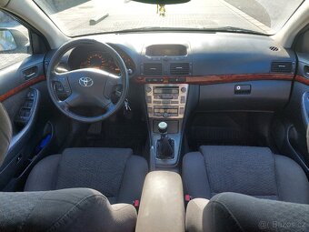 Toyota Avensis 2.2 D-CAT 130kw Rok výroby 2006 - 8