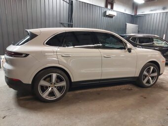 Porsche Cayenne – Rok 2024, pouze 25k km - 8