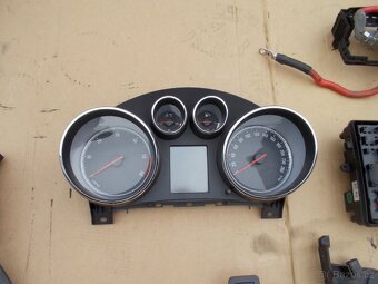 Díly elektronické Opel insignia A - 8