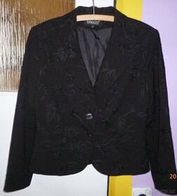 Kostýmky a saka - SLEVY - 8