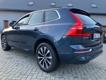 Volvo XC60 B4 AWD DIESEL CORE PLUS AUTOMAT / 2023, ČR / - 8