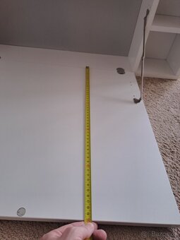 bílá závěsná skříňka - domácí kancelář - 8