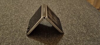 Galaxy Z Flip5 Maison Margiela PARIS 8GB/512GB - 8