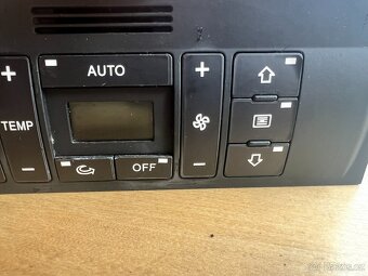 Ovládací panel klimatizace Audi A2 8Z2820043 - 8