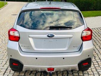 Subaru XV 2.0i 4x4 AUTOMAT SENZORY VÝHŘEV SERVISKA - 8