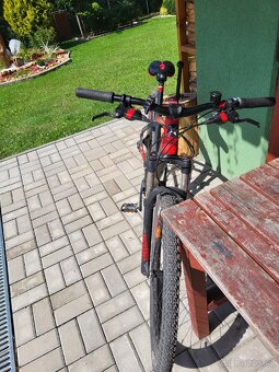 Horské kolo B'Twin Rockrider 560 - 8