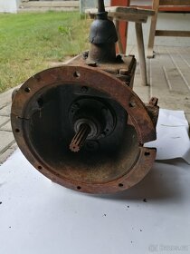 Díly veterán Praga - 8