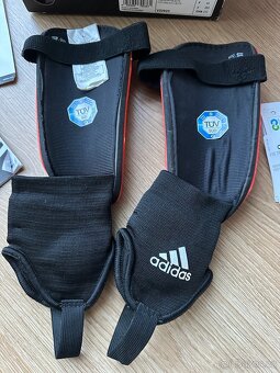 Kopačky, chrániče,podkolenky Adidas - 8