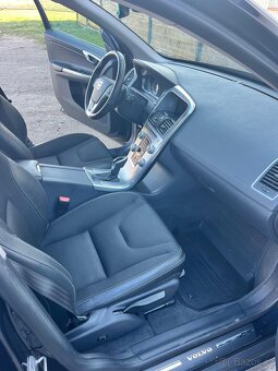 Volvo XC60 2,0 D3 automat - 8