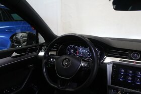 VW Passat B8 2.0TDI DSG Info display Nezávislé topení 2019 - 8