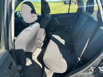 Prodám vůz Toyota RAV 4 - 8