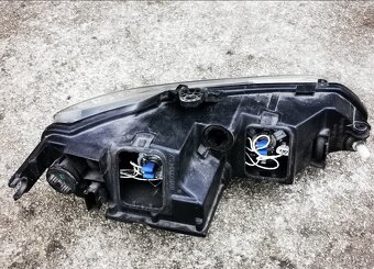 leve predni svetlo peugeot 406 coupe - 8