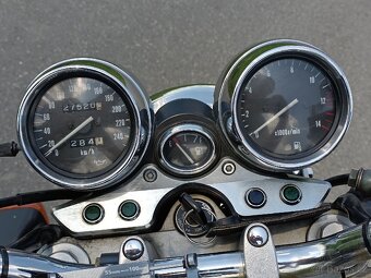 Suzuki GSX 750 Inazuma - 8