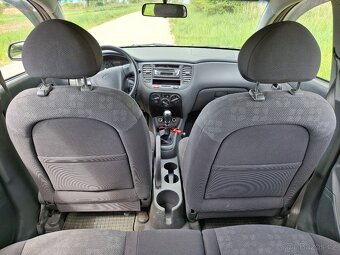 Kia rio 1.5 crdi - 8