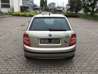 Škoda Fabia Sport 1.4 16V 55KW, naj. 159 tis km, klimatizace - 8