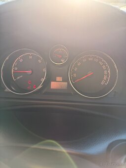 Opel Antara - 8