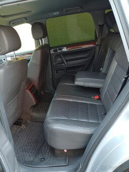 VW Touareg 3.0 V6 - 8