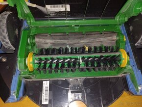 Robotický vysavač - 8