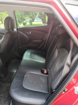 Hyundai ix35 4x4 nafta - 8