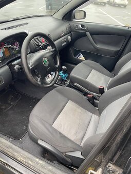 Škoda octavia 1 2.0 mpi 85kw - 8