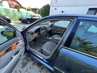 predám Mercedes E220cdi 110kW r.v. 2005 - top stav - 8