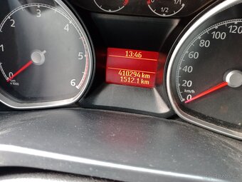 Ford Mondeo 2,0L 103kw BA7 - 8