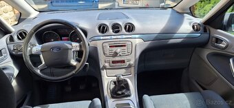 Ford S-Max - 8