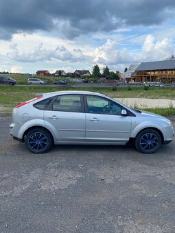 Ford Focus 1.6 74kw 2007 - 8