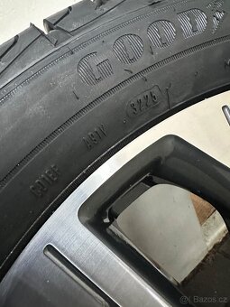 Nová originál zimni sada FORD r19 Transit Custom 6x120 - 8