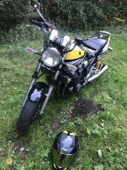 Yamaha 1300 xjr - 8