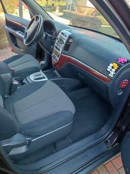 Hyundai Santa FE - 8