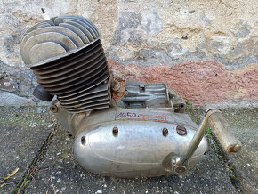 nádrž řidítka polomotor 125 175 jawa - 8