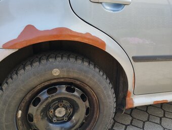 Prodám na dodělání nebo na díly plně funkční škoda octavia 1 - 8
