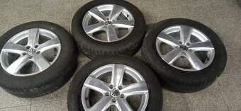 Kola vw tiguan r17 - 8