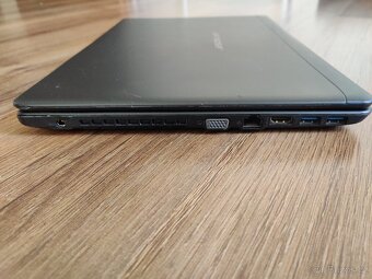 Herný notebook medion i5-6200u/Gtx950m 4Gb 8/128Gb - 8